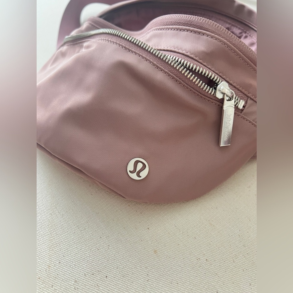 Lululemon City Adventurer Belt Bag TWRS